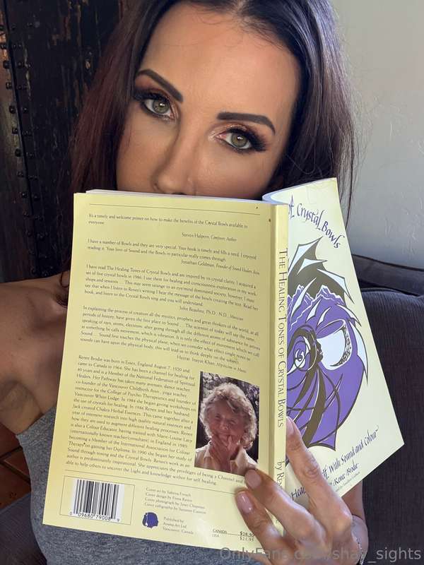 Shall I read you a little? 😉