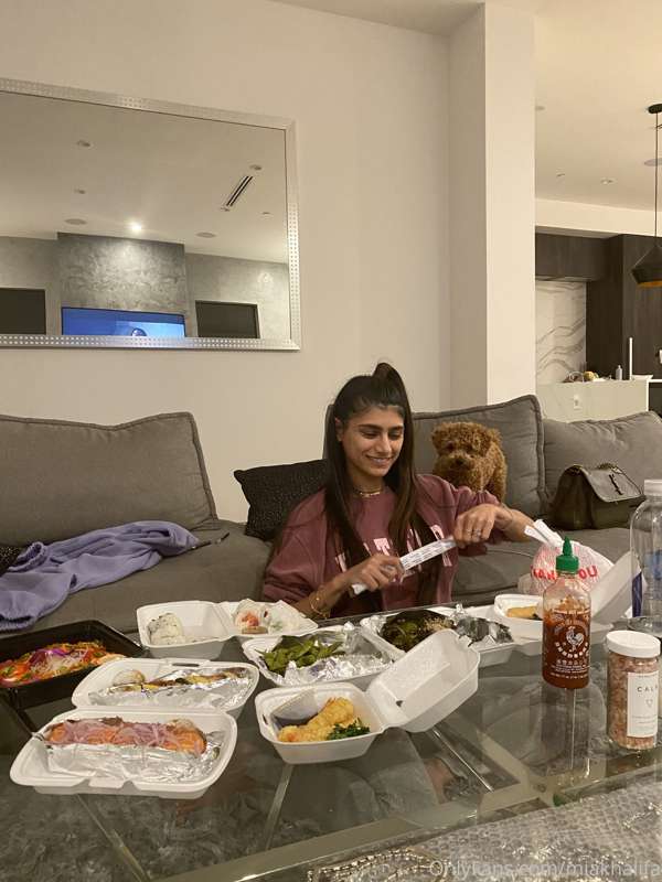 Foto 398 de Mia Khalifa en Tocromo