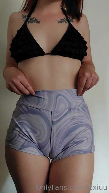 Do you like how my pussy lips are marked? Won't you give the..