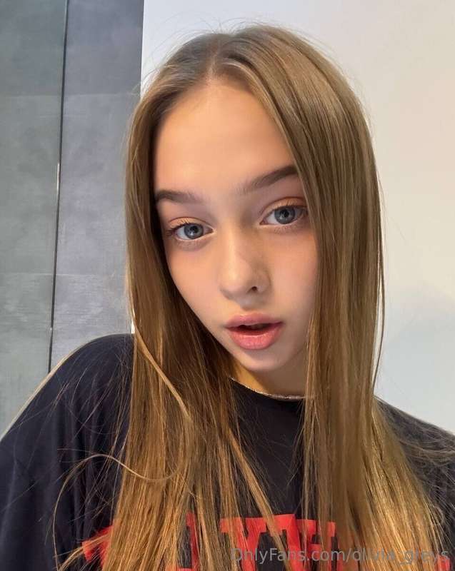 olivia_greys