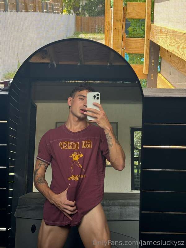 i know you wanna grab it