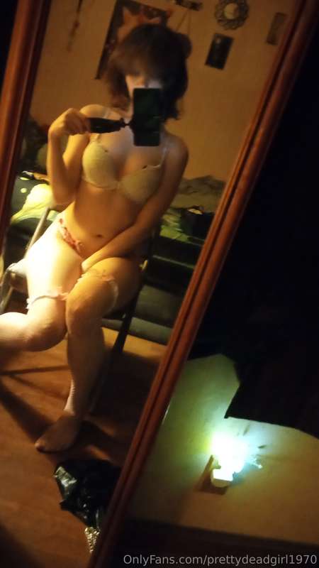 imprettydeadgirl