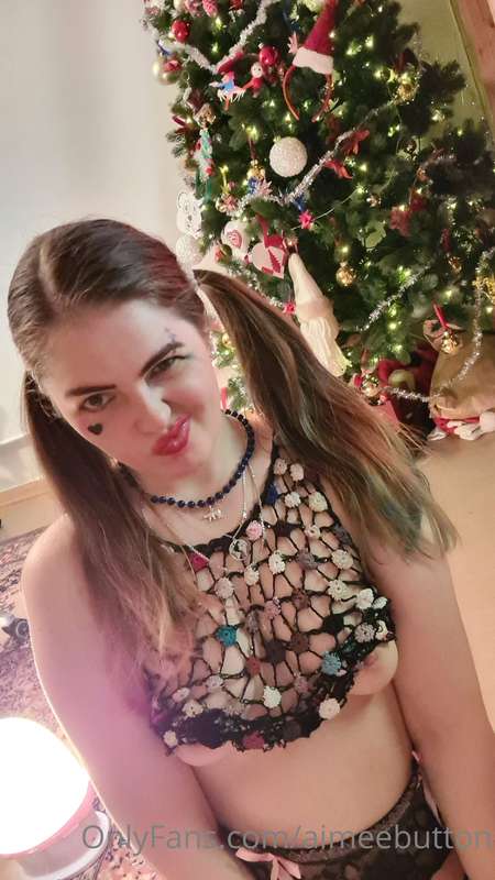 aimeebutton image #3