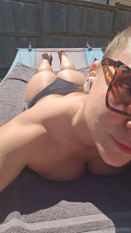 Want to see these censor bar tan lines?  🔓🔑 unlock the next ..