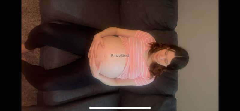 Pregnant Lana gets her mouth and pussy filled with BBC endin..