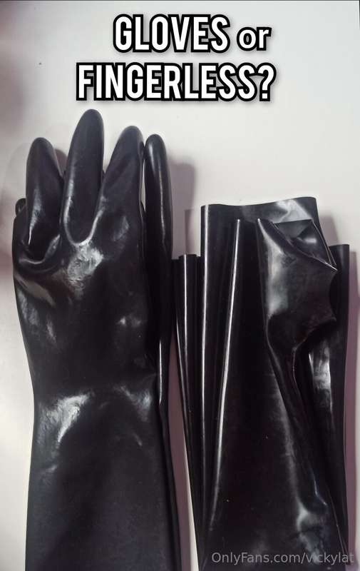 This weekend will be for making latex and fetish content, ch..