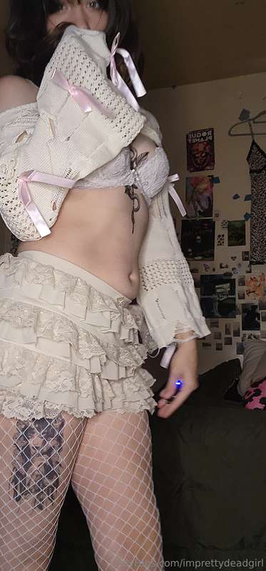 imprettydeadgirl
