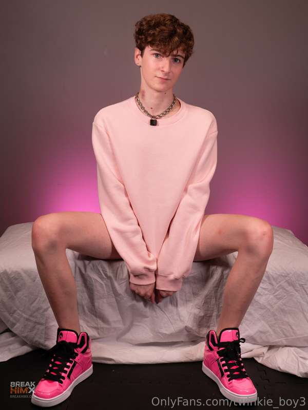First of many photoshoots from BreakHimX Lots more on the wa..