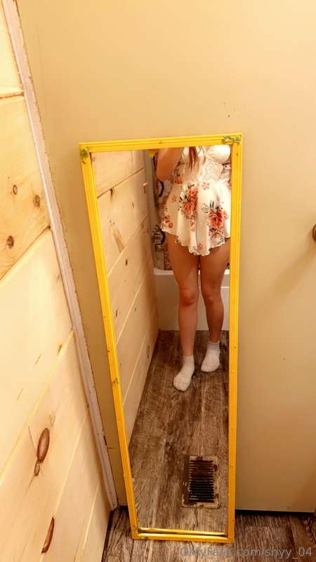 I bought a new outfit and i am absolutely in love with it!!
..
