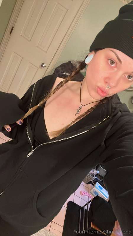 yourinternetghoulfriend