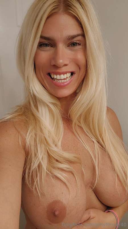 amyfitover40