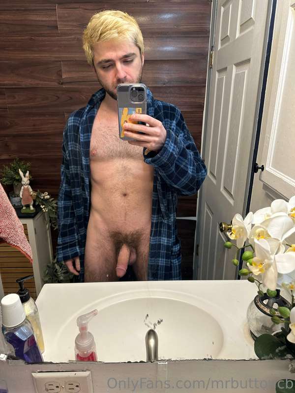 mrbuttoncb image #1