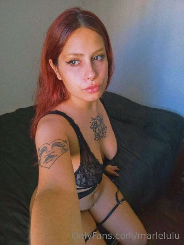 🌸 @Little_red_girl_luna 🌸
This sweet girl wann have fun😻😻
I ..