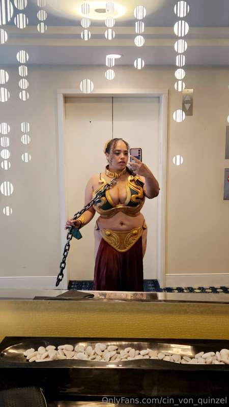 Princess Leia Metal Bikini!