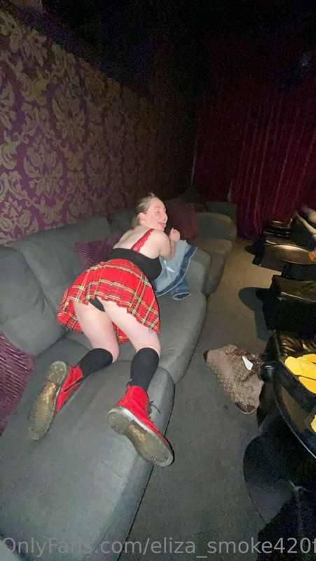 eliza_smoke420free