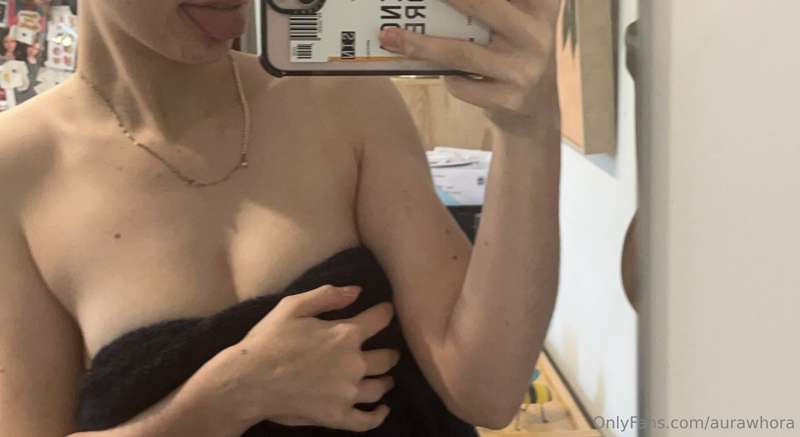 who's keen for a shower with aura video? ;)