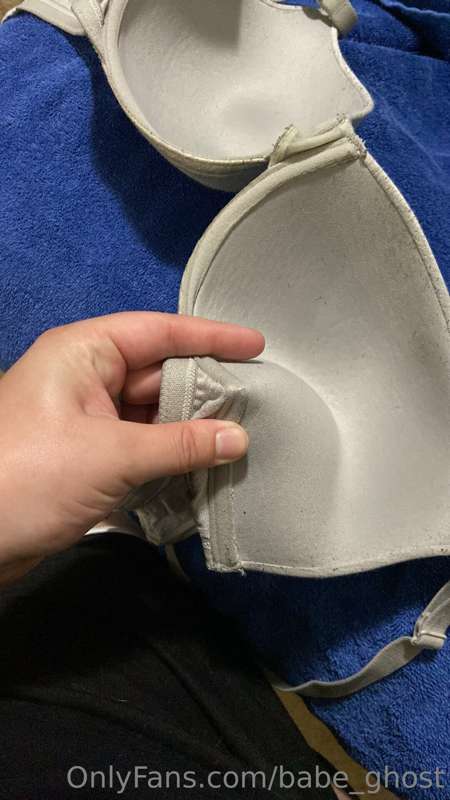 I could just cry 😭 another bra down for the count 😭😭😭😭😭😭😭😭😭😭..