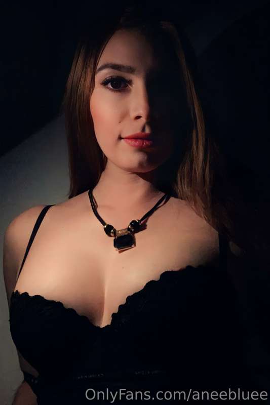 aneebluee