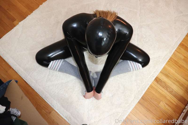 collaredbabe image #3