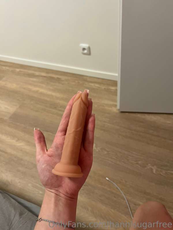 Bro… I get my present from Amazon, but tf is this size 😭
Its..
