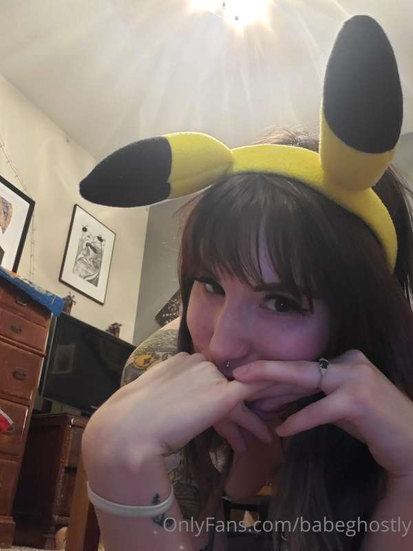 babeghostly image #1