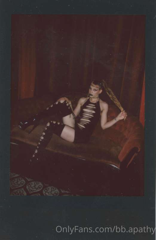 I’m *too* excited about the new photos I’ll be sharing - so ..