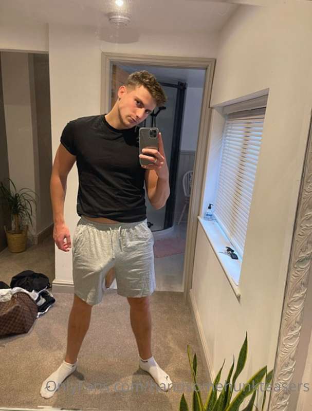 handsomehunkteasers