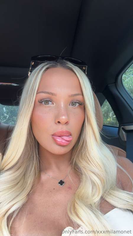 😜