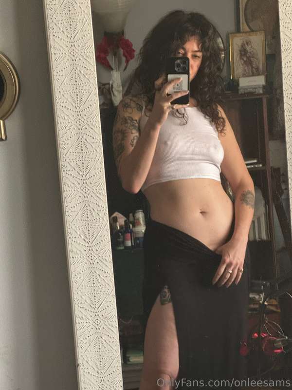 Getting undressed for bed but serving real Al Bundy energy l..