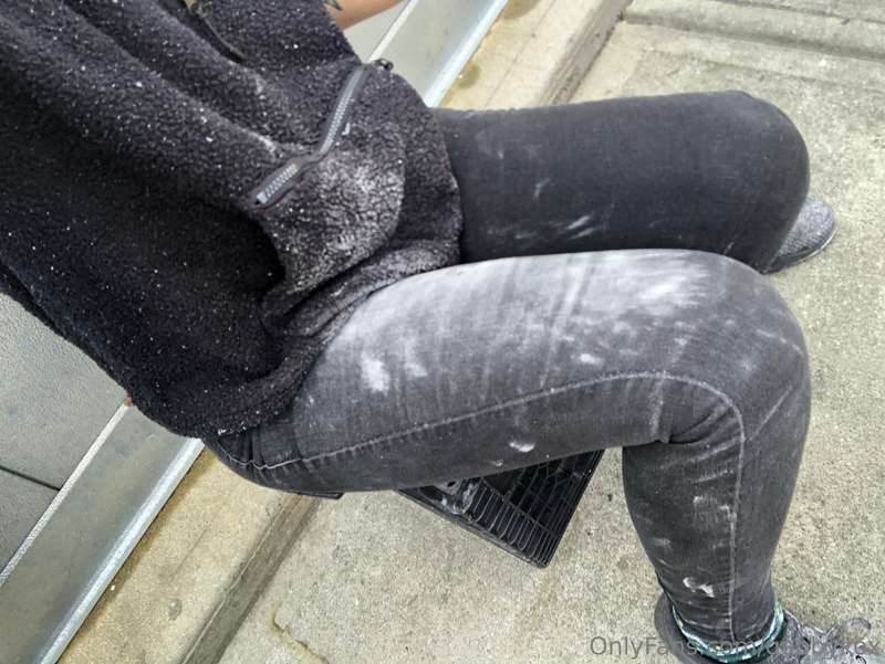 I got pancake mix all over me at work the other day 😂