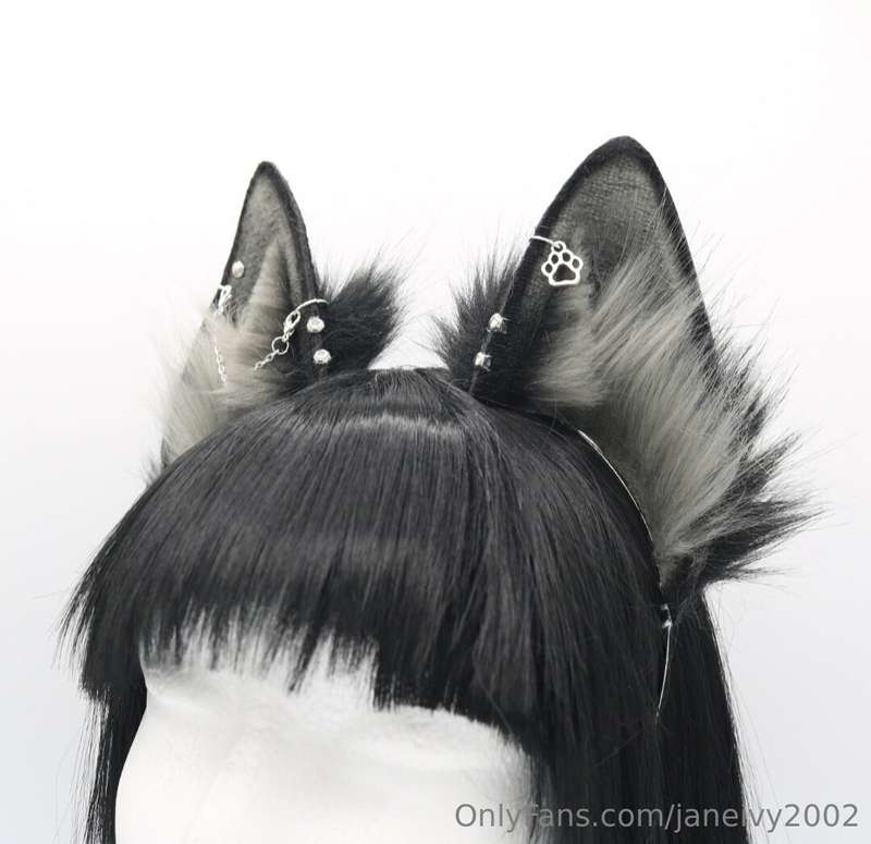 finally bought some high quality puppy ears :3 been wanting ..