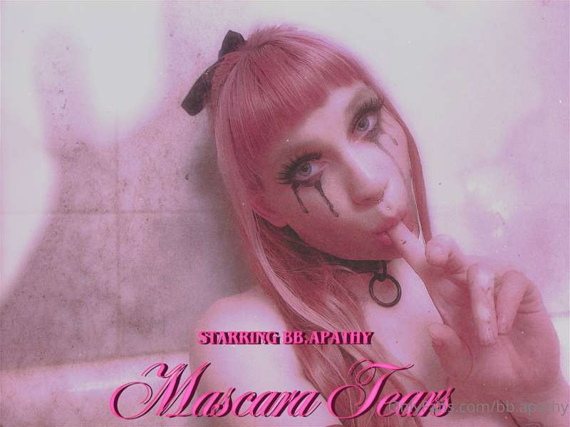 💗Mascara Tears💗

*swipe for fun!* 

// tip if you would help..