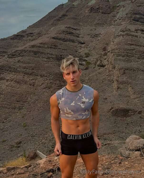 This view isn’t the only thing worth climbing for.😈