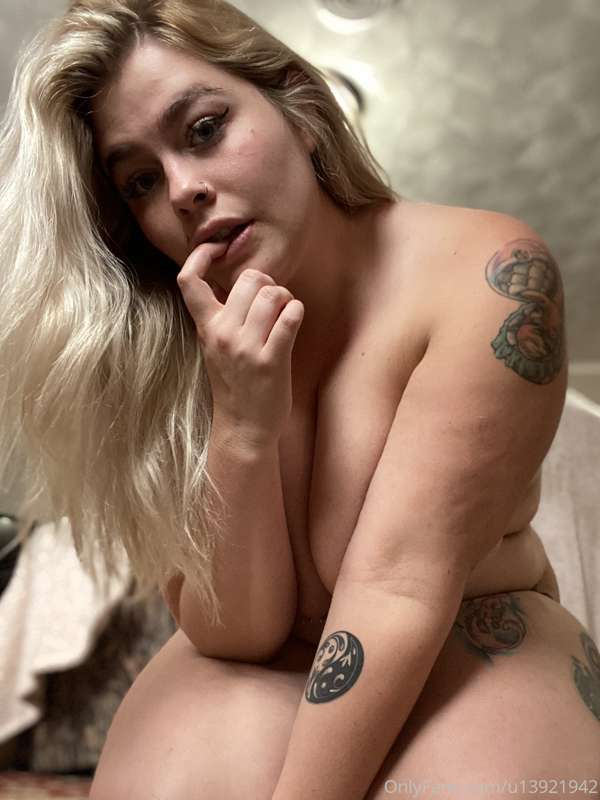 Right now doing $5 cock ratings usually $10! Show me those c..