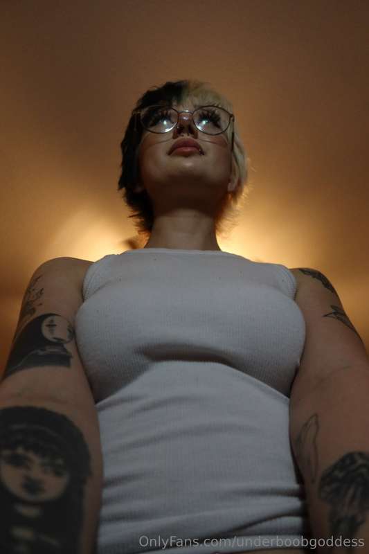 POV: i'm riding u >;)