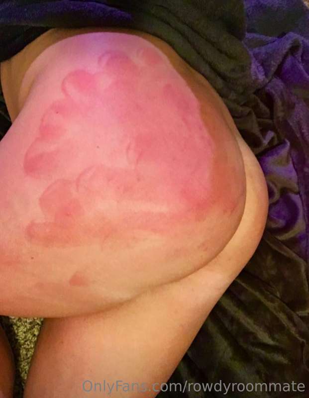 Want to make my ass nice and pink??