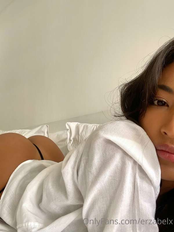you want me begging for your hand on my ass? 😏