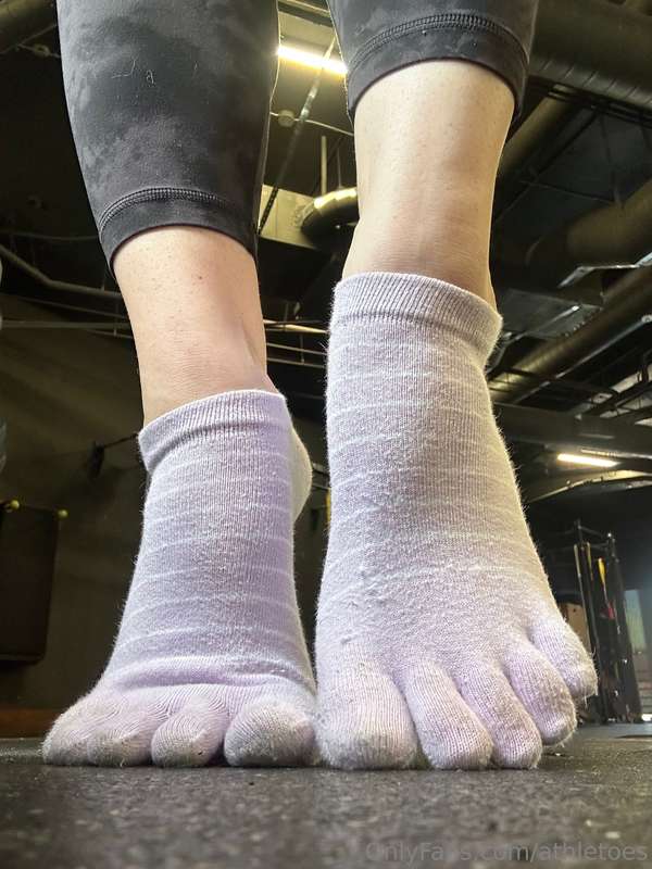 Love toes socks 🥰