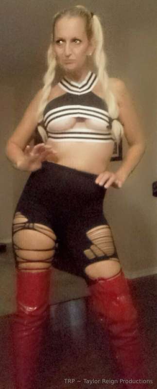 Hi Sexy happy Sexy Saturday!!!1💋💋💋💋