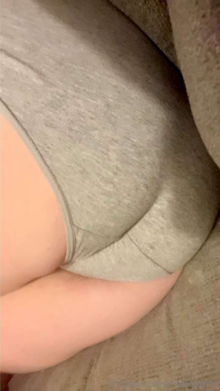 imabrunette image #0