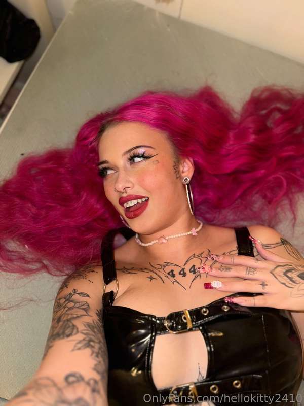 hellokitty2410