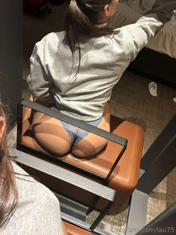 lau75
