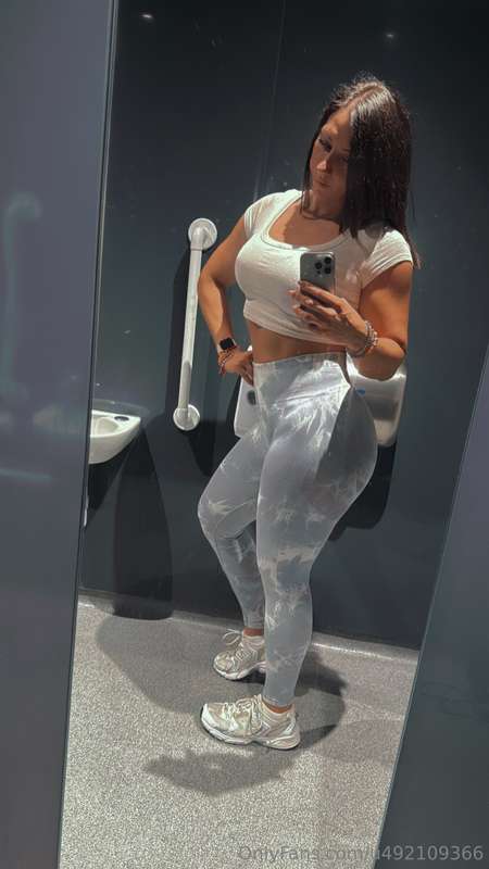 curvyfrenchiex