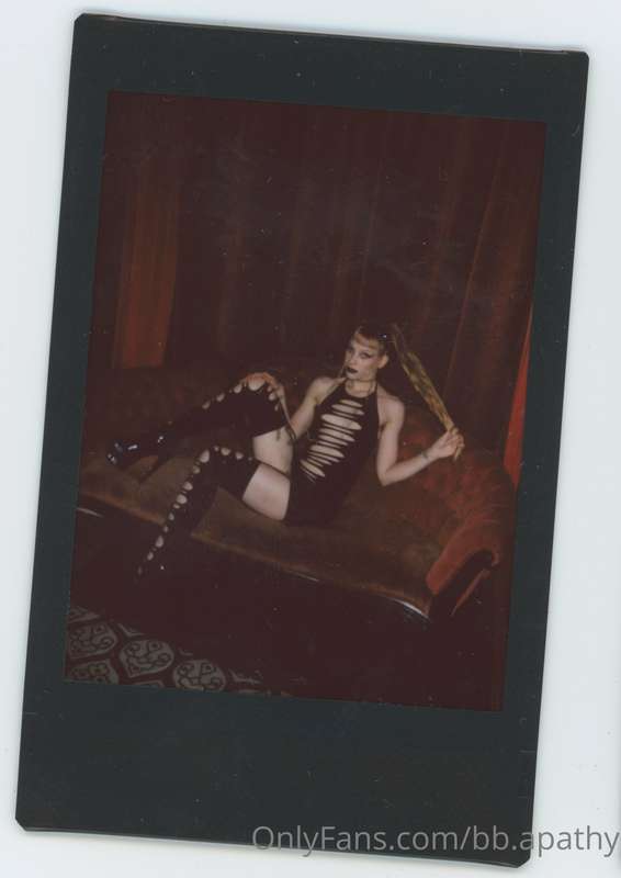 bb.apathy image #3