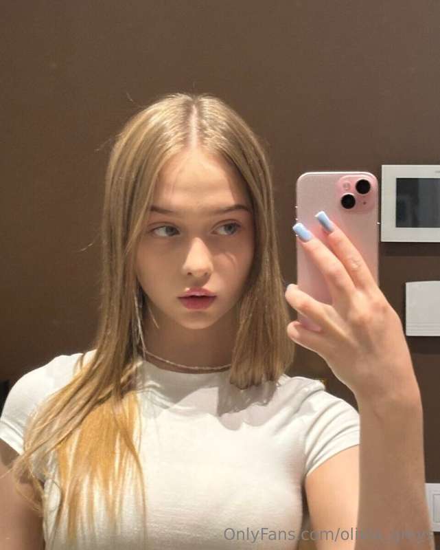 olivia_greys
