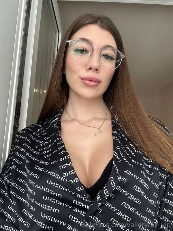how do u think glasses suits me?👀