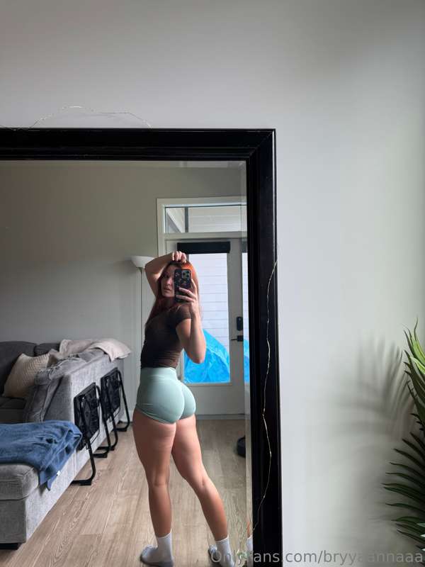 Grindin’ through Thursday! What’s pushing you today? 🤭