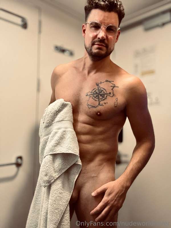 Nudeworldrover