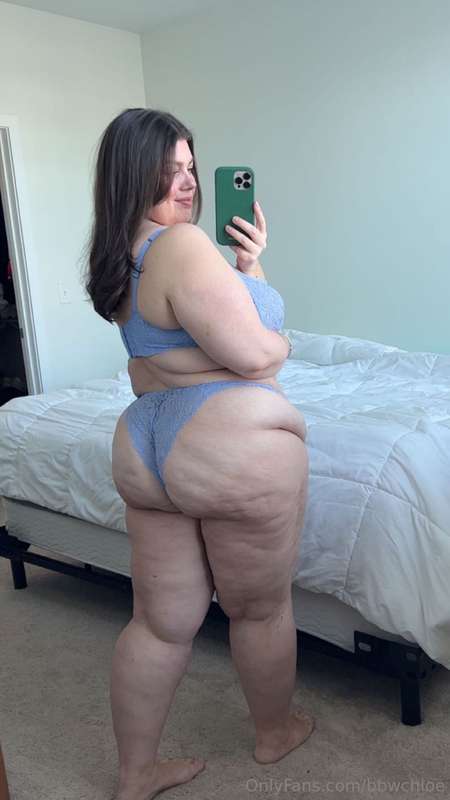 bbwchloe image #12