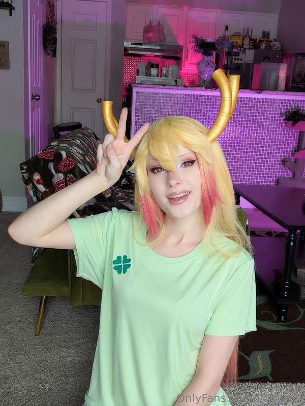 Always happy to do more Tohru cosplays, I think this is my s..